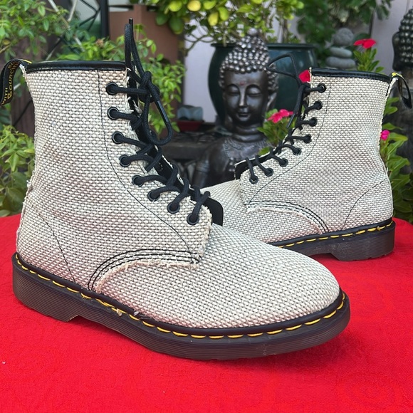 🏴󠁧󠁢󠁥󠁮󠁧󠁿 RARE Burlap England Made Vintage Dr. Martens Boots UK 8 EC‼️ - Picture 1 of 17